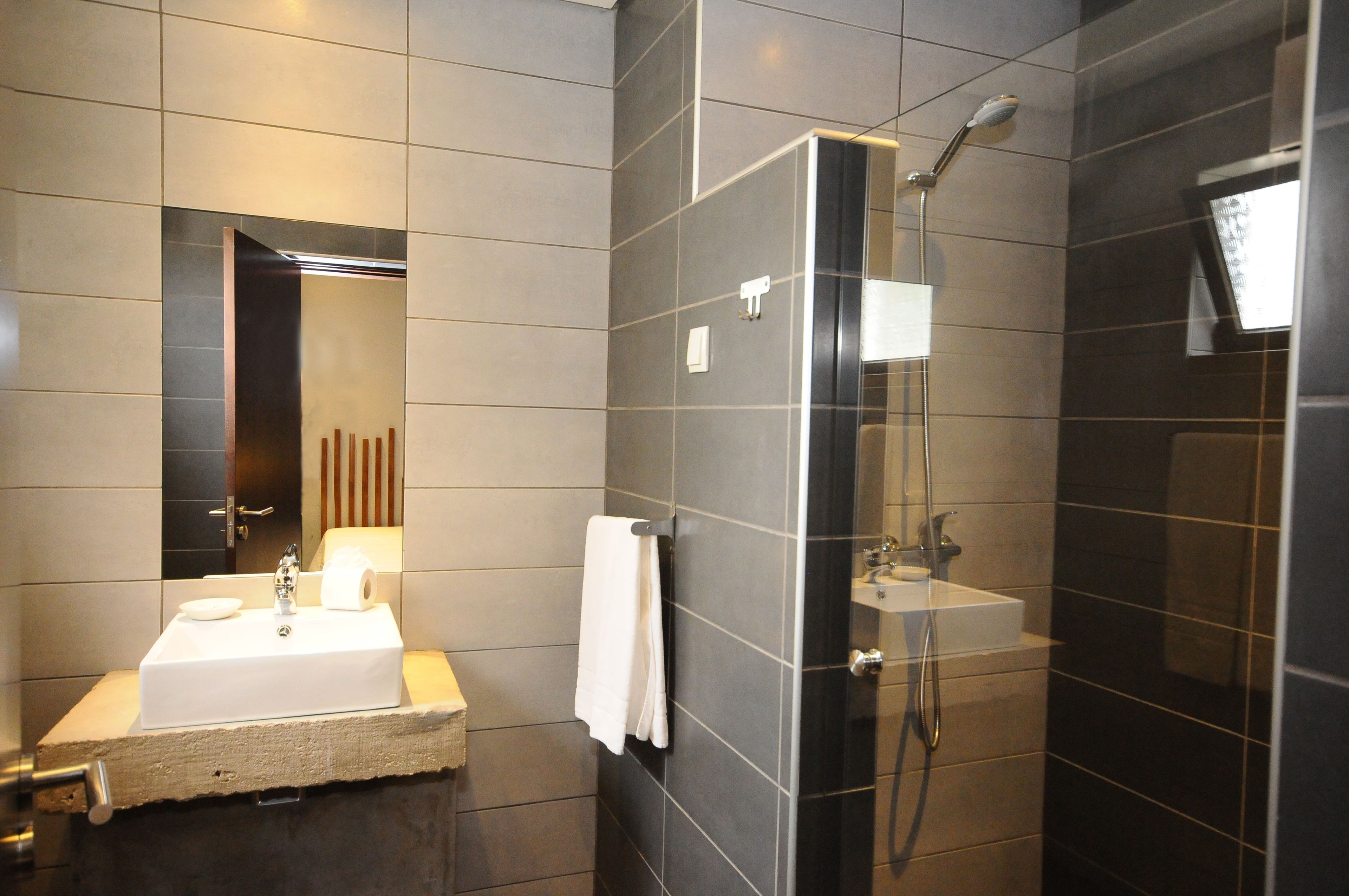 Foto - Lost & Found - Guesthouse & Suites