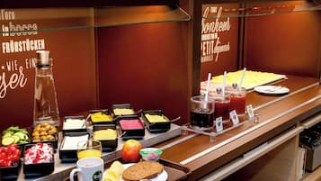 Daily buffet breakfast (EUR 13.90 per person)