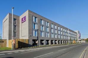 Exterior - Premier Inn London Hayes Heathrow - Hyde Park (Hayes)