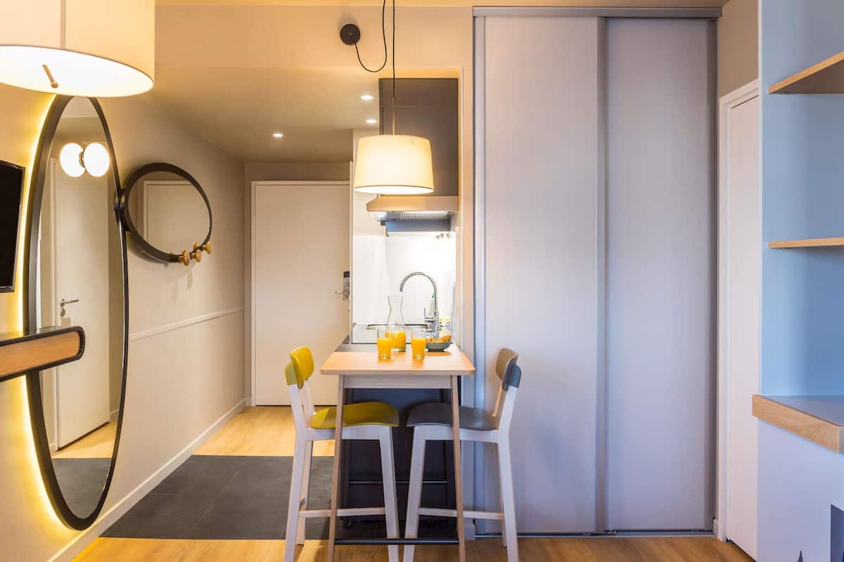 Studio, 1 lit double | 1 chambre, coffres-forts dans les chambres, bureau, lits bébé (gratuits)
