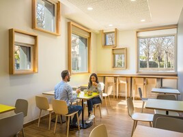 Desayuno buffet todos los días (con cargo)