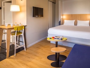 1 bedroom, in-room safe, desk, free cots/infant beds