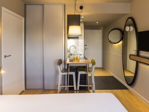 Coffres-forts dans les chambres, bureau, lits bébé (gratuits)