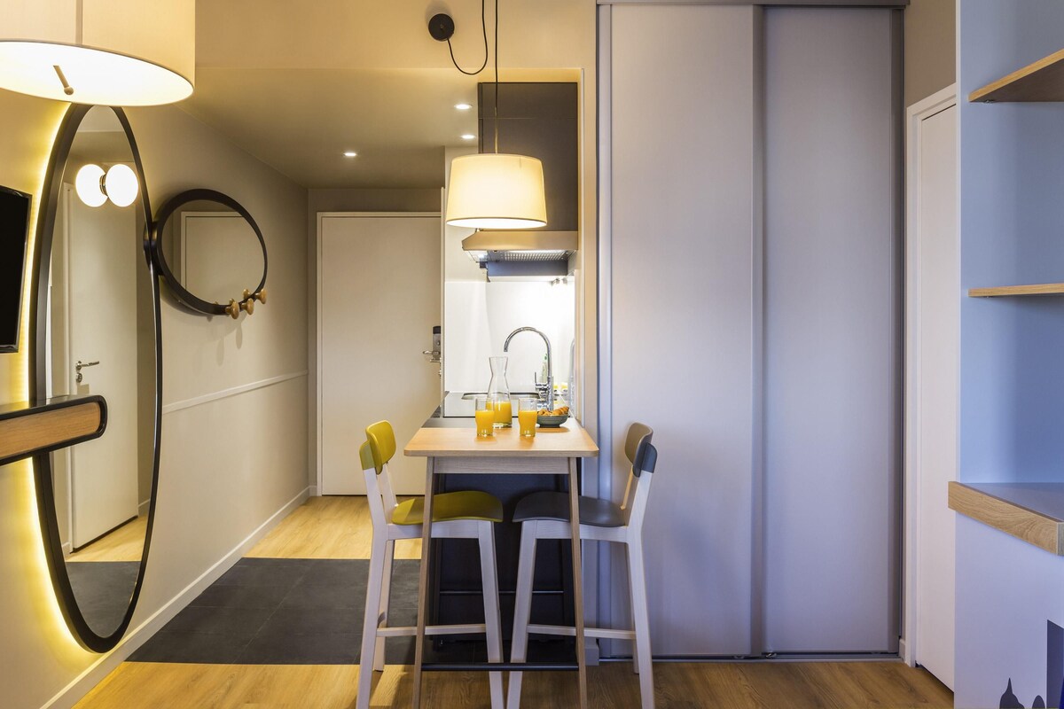 Studio, 1 Double Bed | In-room safe, desk, cribs (free), WiFi (free)