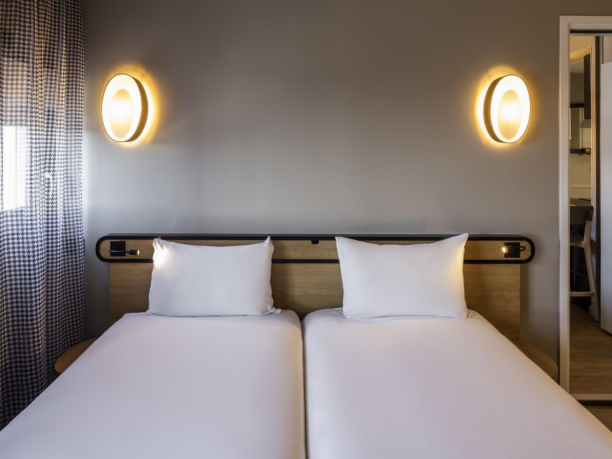 Studio, meerdere bedden | Een kluis op de kamer, een bureau, gratis babybedden, gratis wifi