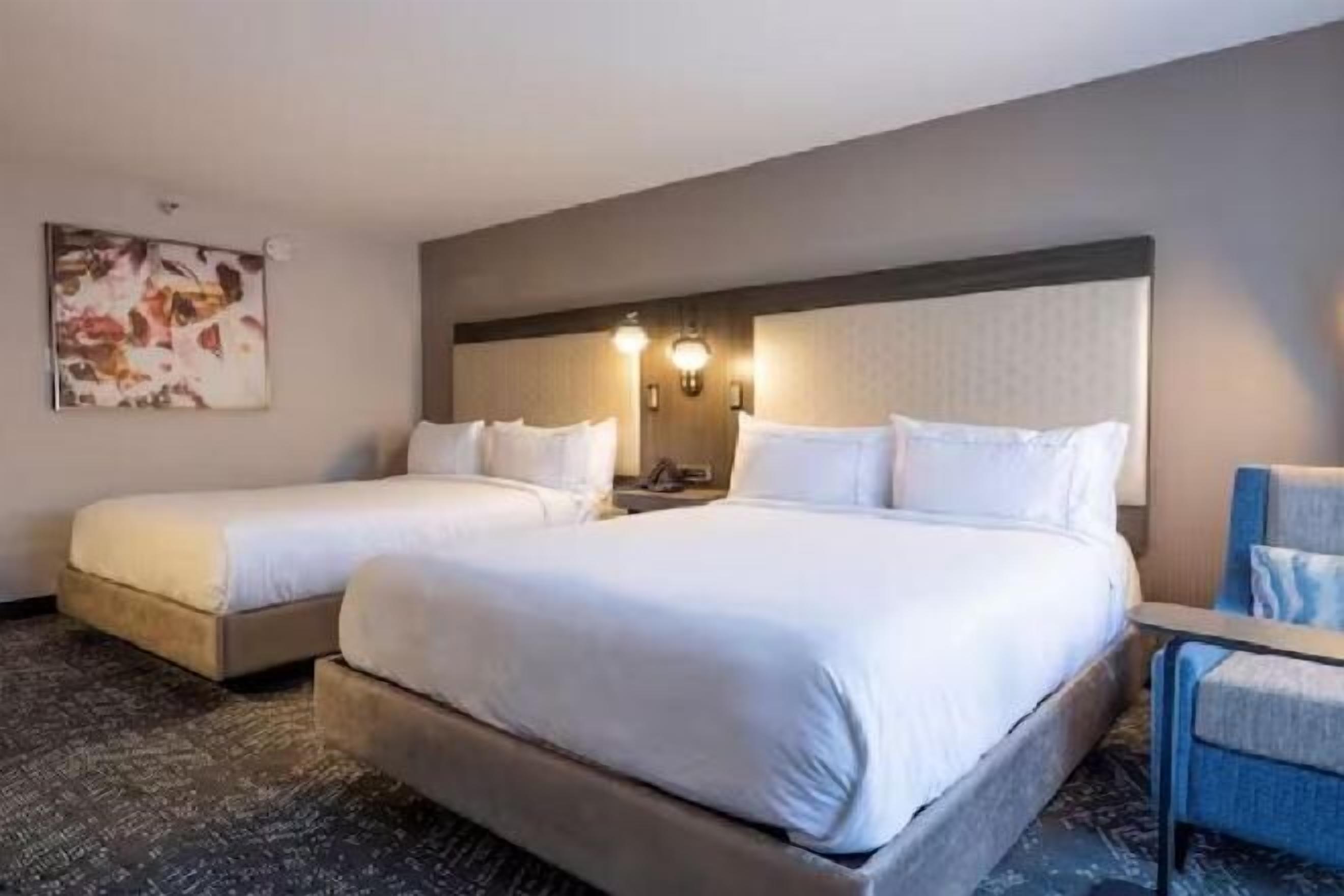 In-room safe, desk, laptop workspace, blackout drapes