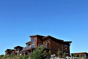 Deluxe Condo, 2 Bedrooms, Ocean View | Exterior - Pacific Rim Retreat (Ucluelet)