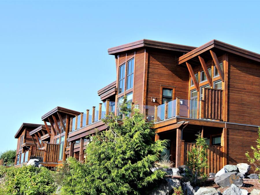 Deluxe Condo, 2 Bedrooms, Ocean View | Exterior
