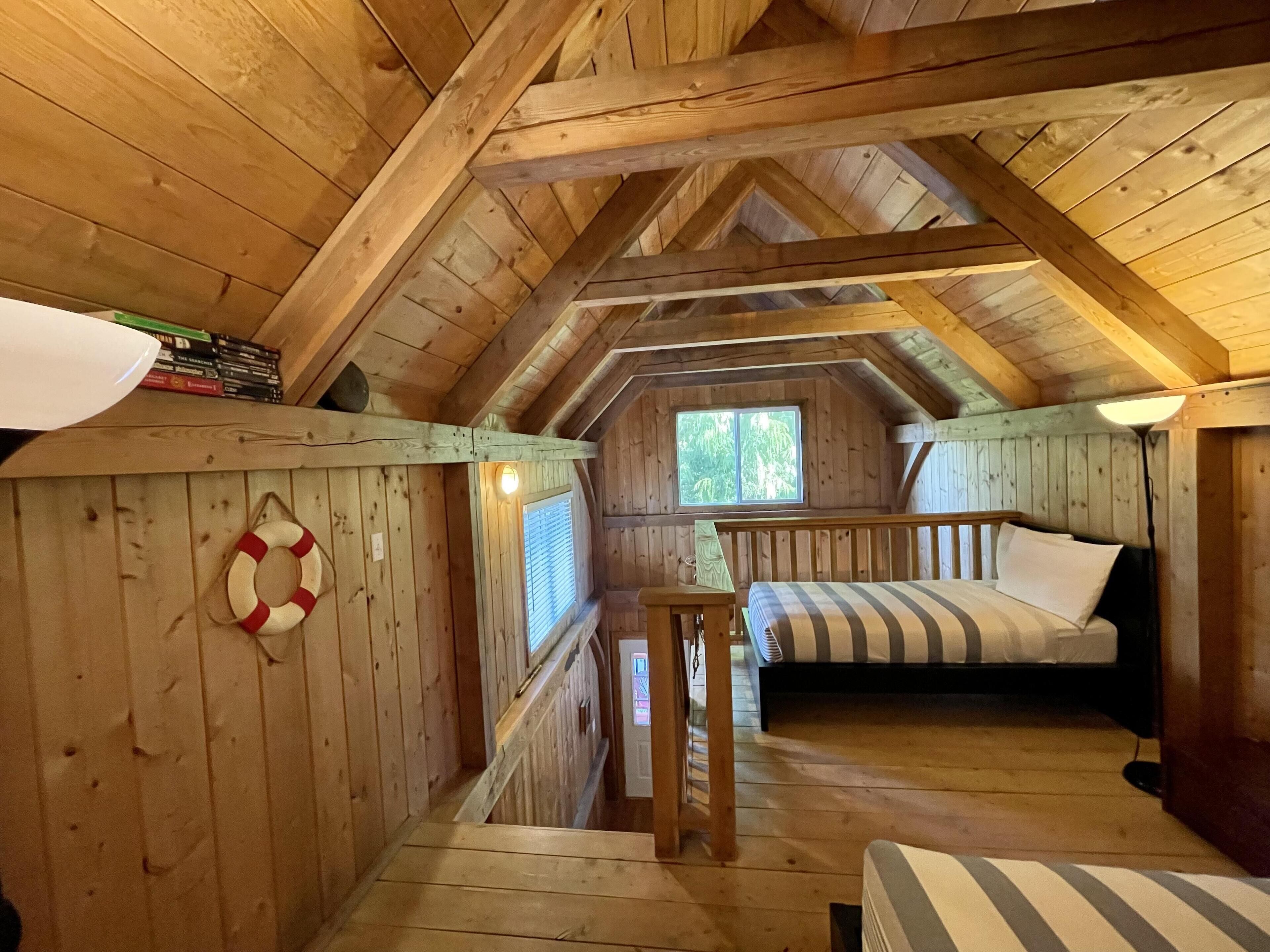 平房 (Waterfront Post and Beam Cottage!) | 外觀