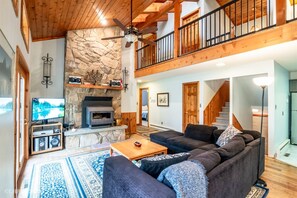 TV, fireplace, DVD player