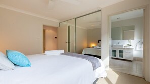3 bedrooms, iron/ironing board, travel cot, WiFi