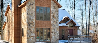 Almost Heaven - 72 Brookside Road
Almost Heaven - Hot Tub, Fireplace, Handicap Accessible, Pet Friendly