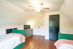 4 chambres, Wi-Fi gratuit, draps fournis