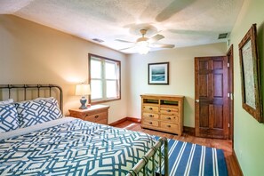 3 bedrooms, free WiFi, bed sheets - Gnarnia - 434 Cabin Mountain Road

Gnarnia - Air Conditioning, Lake Access, Fire Pit, Hot Tub (Davis)