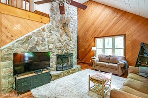 Fireplace, DVD player