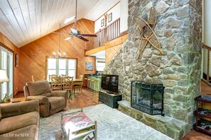 Fireplace, DVD player