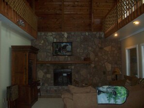 Tv, videospil, dvd-afspiller, bordfodbold