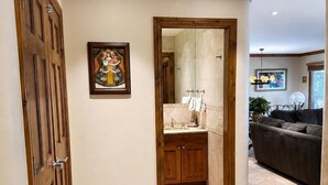 Interior - Riva Ridge 720 | 2BR Vail Village (Vail)