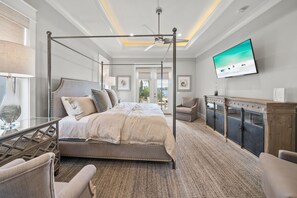 6 bedrooms, iron/ironing board, internet, bed sheets - All The Views, W/Private Pool & FREE 6 Seater Golf Cart. (Destin)