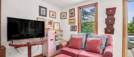 Téléviseur, bureau