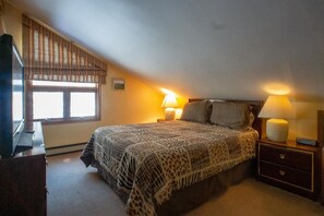 3 bedrooms, free WiFi, bed sheets - Bear Run - Dolly Sods & Lake Access, Hot Tub (Davis)