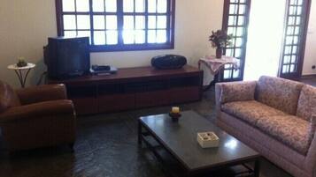 Smart-TV, Stereoanlage