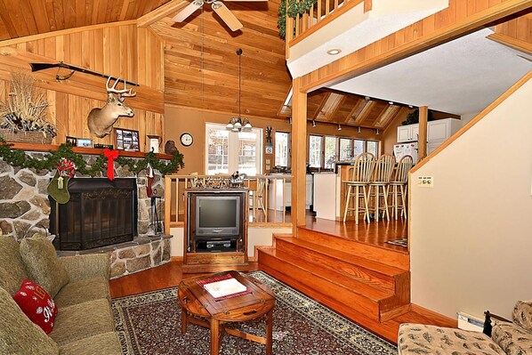 Fireplace, DVD player