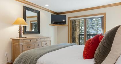 Riva Ridge 715 | 2BR Vail Village