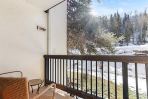 Property grounds - Riva Ridge 655 | 2BR Vail Village (Vail)