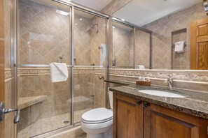Hair dryer, towels - Riva Ridge 655 | 2BR Vail Village (Vail)