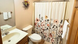 Bathroom - Serenity - Access to Swimming & Fishing Pond (Davis)