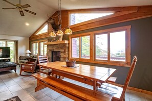 Dining - Almost Aspen - 39 Trails End Court<br><br>Almost Aspen - Hot Tub, Pool Table, Gas Fireplace, Garage (Davis)