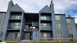 Exterior - Slopeside Condo D102 (Davis)