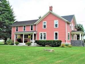 Front of property - Apple Villa Cooperstown (Cooperstown)