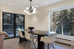 Dining - Riva Ridge Platinum 725 | 2BR Vail Village (Vail)