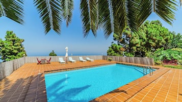 Alberca al aire libre