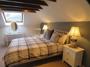 2 bedrooms, iron/ironing board, travel crib, free WiFi