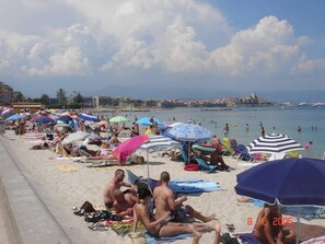 Beach nearby, sun loungers