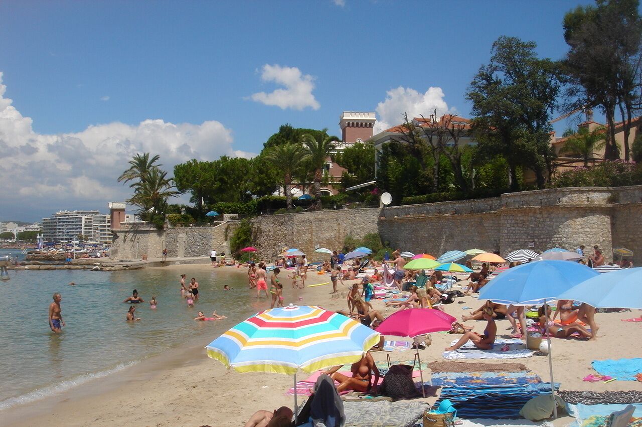 In Strandnähe, Liegestühle