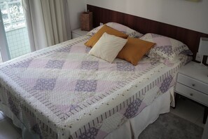 2 bedrooms, in-room safe, iron/ironing board, WiFi - Chic apartment, with sea view, in the best area of the city. (Meireles)