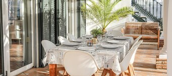 Large, luxury villa with private pool, sleeps 10, sea and mountain views 