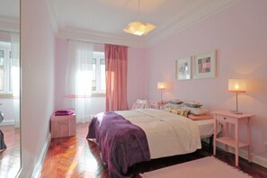 5 camere, ferro/asse da stiro, Wi-Fi, lenzuola