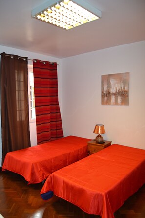1 bedroom, iron/ironing board, free WiFi, bed sheets - Studio Funchal Heart 2N (Funchal)