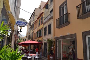 Outdoor dining - Studio Funchal Heart 2N (Funchal)