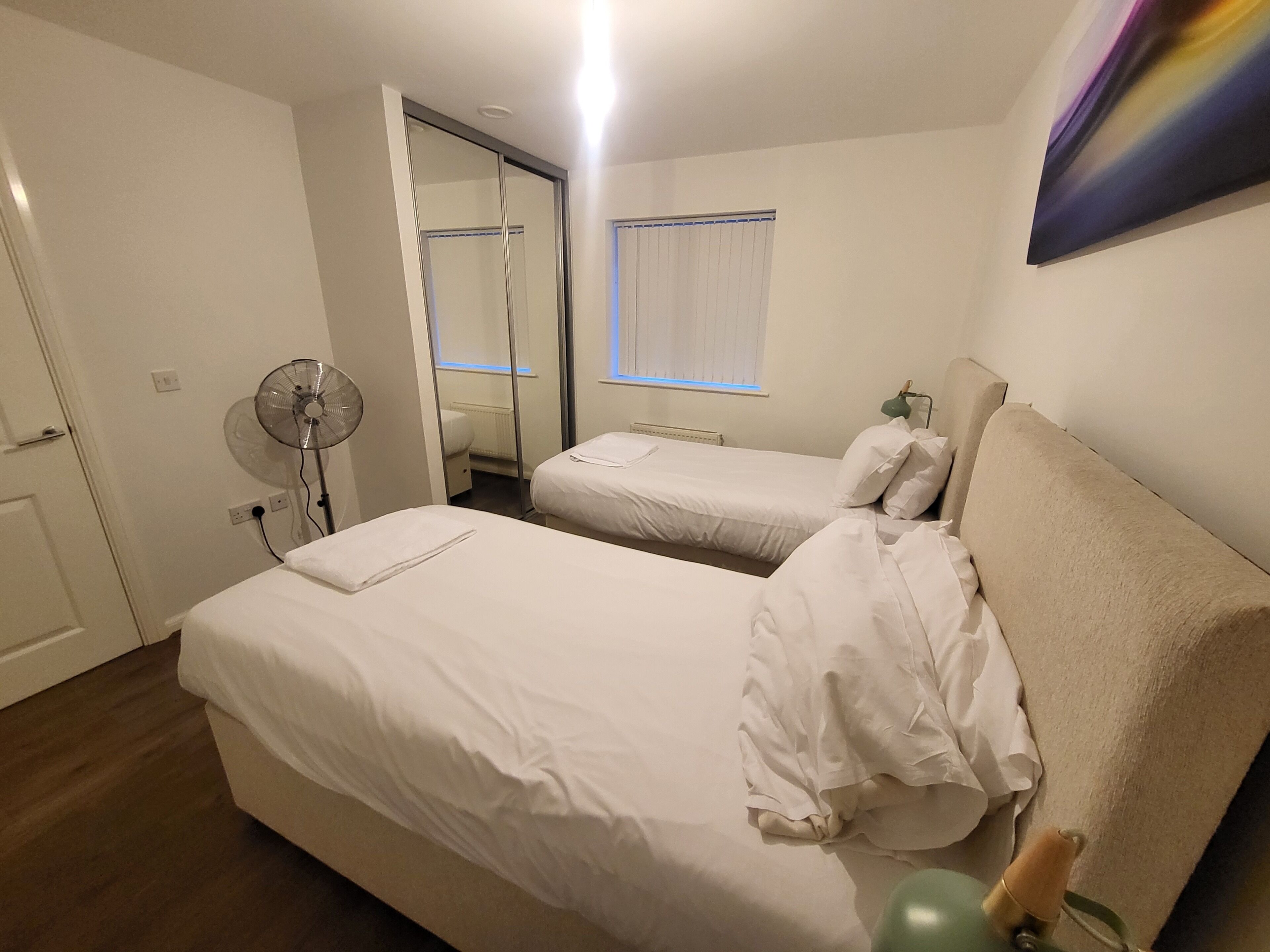 2 bedrooms, in-room safe, iron/ironing board, free WiFi