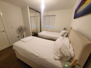 2 habitaciones y caja de seguridad en la habitación 