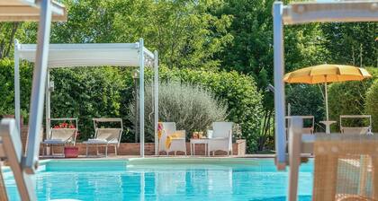 Villa Design 9 - Three Bedroom Villa, Sleeps 9