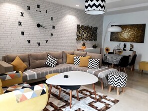 Apartment, Multiple Beds | Living area | 55-inch Smart TV with satellite channels, TV - Résidence Venezia . Soukra Parc (La Soukra)