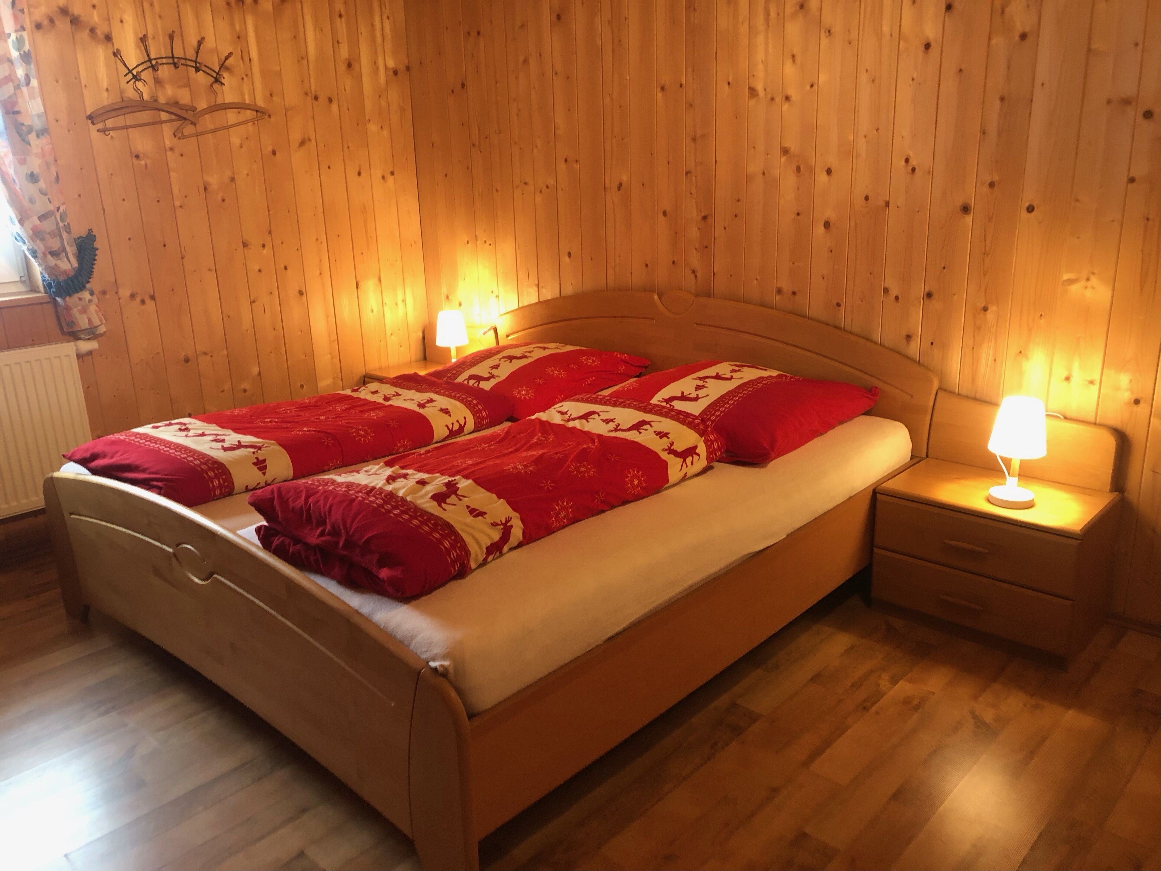2 chambres, accès au Wi-Fi (inclus), literie fournie