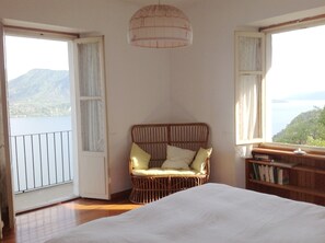 3 bedrooms, iron/ironing board, WiFi, bed sheets - HOUSE OF CHARACTER LAKE MAJOR (Oggebbio)